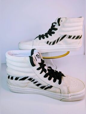 Vans Men's Sk8-Hi 38 Dx Anaheim Factory Suede High Top Sneaker Size 7.5 M, 9W